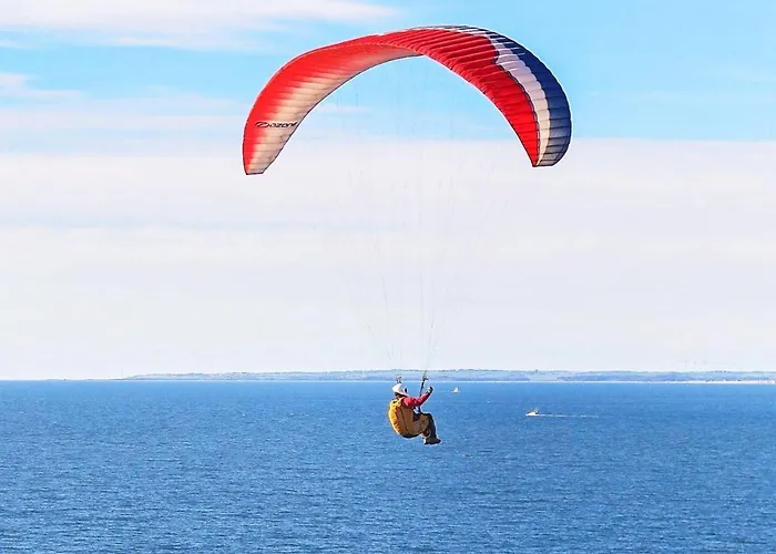 8 Person In Struer-by Traum * Struer