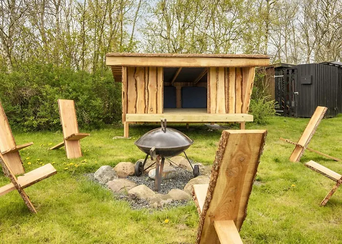 8 Person In Struer-by Traum